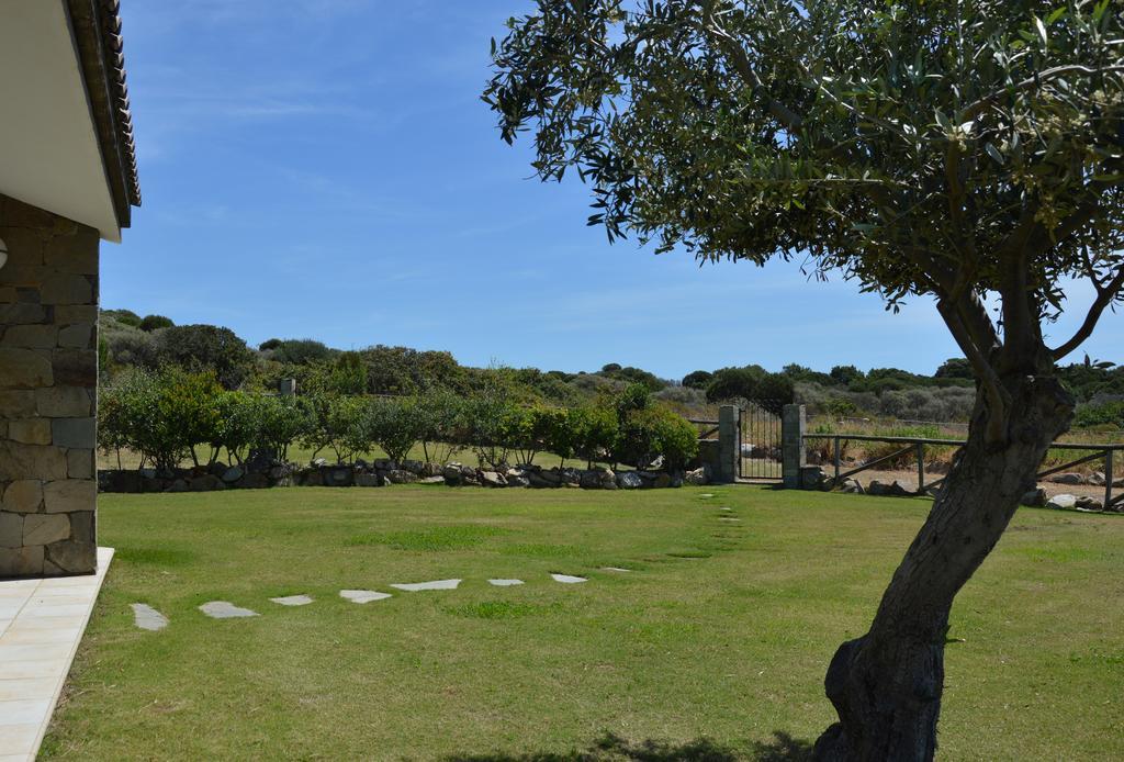 Casa Bithia Villa Chia Bagian luar foto