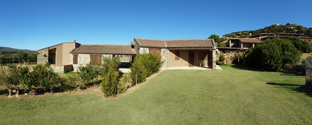 Casa Bithia Villa Chia Bagian luar foto