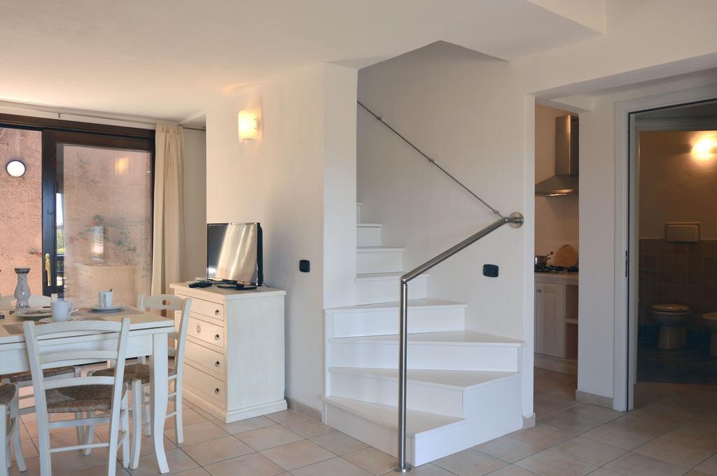 Casa Bithia Villa Chia Bagian luar foto
