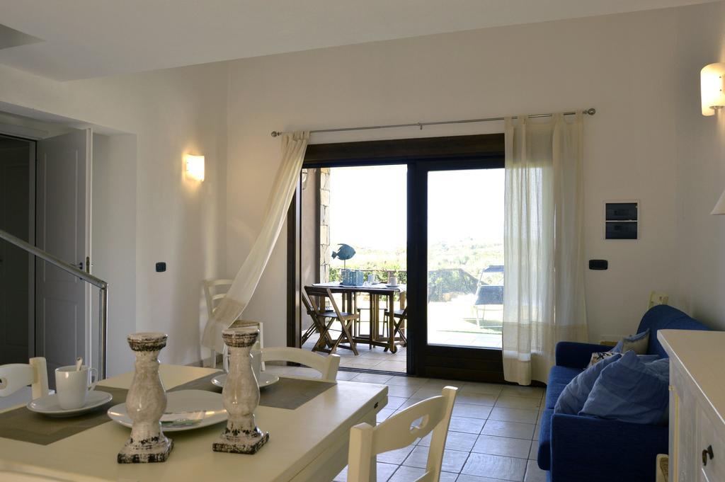 Casa Bithia Villa Chia Bagian luar foto